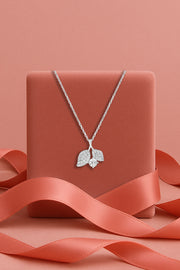 Leaf Éclat Pendant