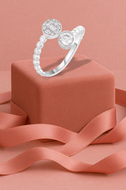 Solitaire Sleek Crest Ring