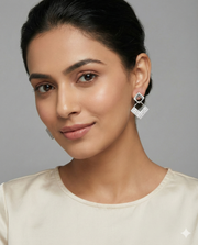 Linear Dots Earrings